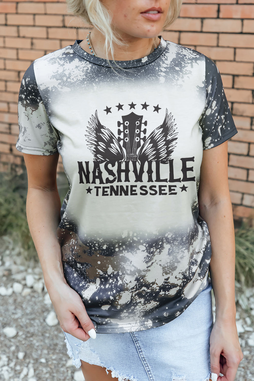 NASHVILLE TENNESSEE Graphic Round Neck Tee