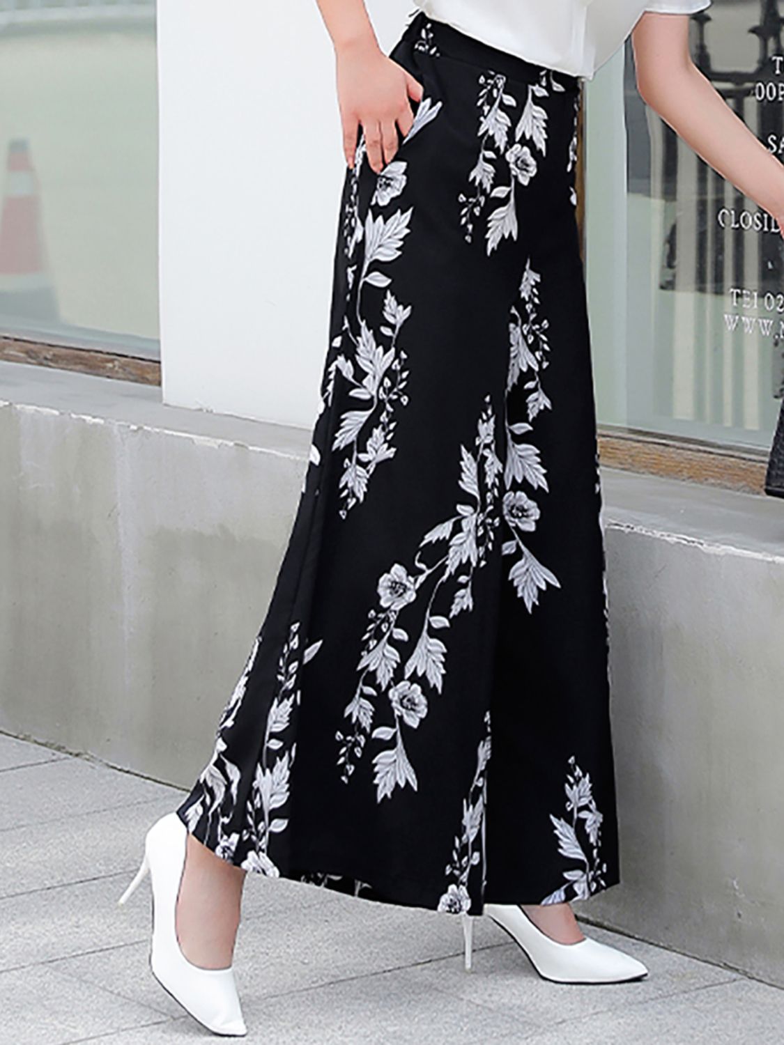 Floral Elastic Waist Culottes